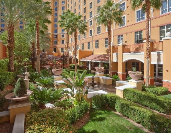Wyndham Grand Desert image 29